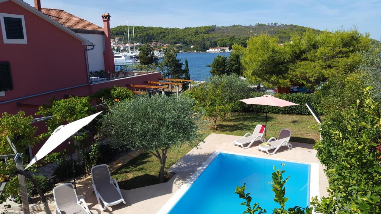 Villa Luna Sutomiscica Екстер'єр фото